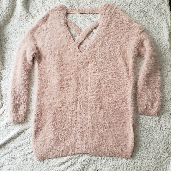 Ruby Moon Fuzzy Criscross Oversized Sweater Sz M - Picture 5 of 8